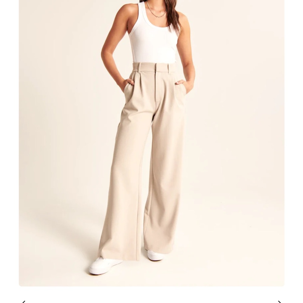 Chic Beige Wide-Leg Trousers